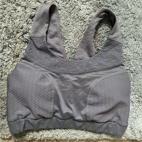 GYMSHARK | True Texture Lavender/ Steel Blue Sports bra Sz S - Picture 5 of 6